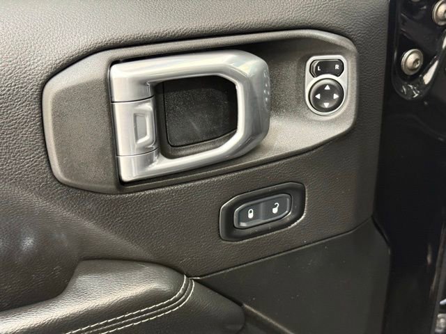 Used 2021 Jeep Wrangler Unlimited Sahara w/ Uconnect 4C Nav & Sound Group image 18