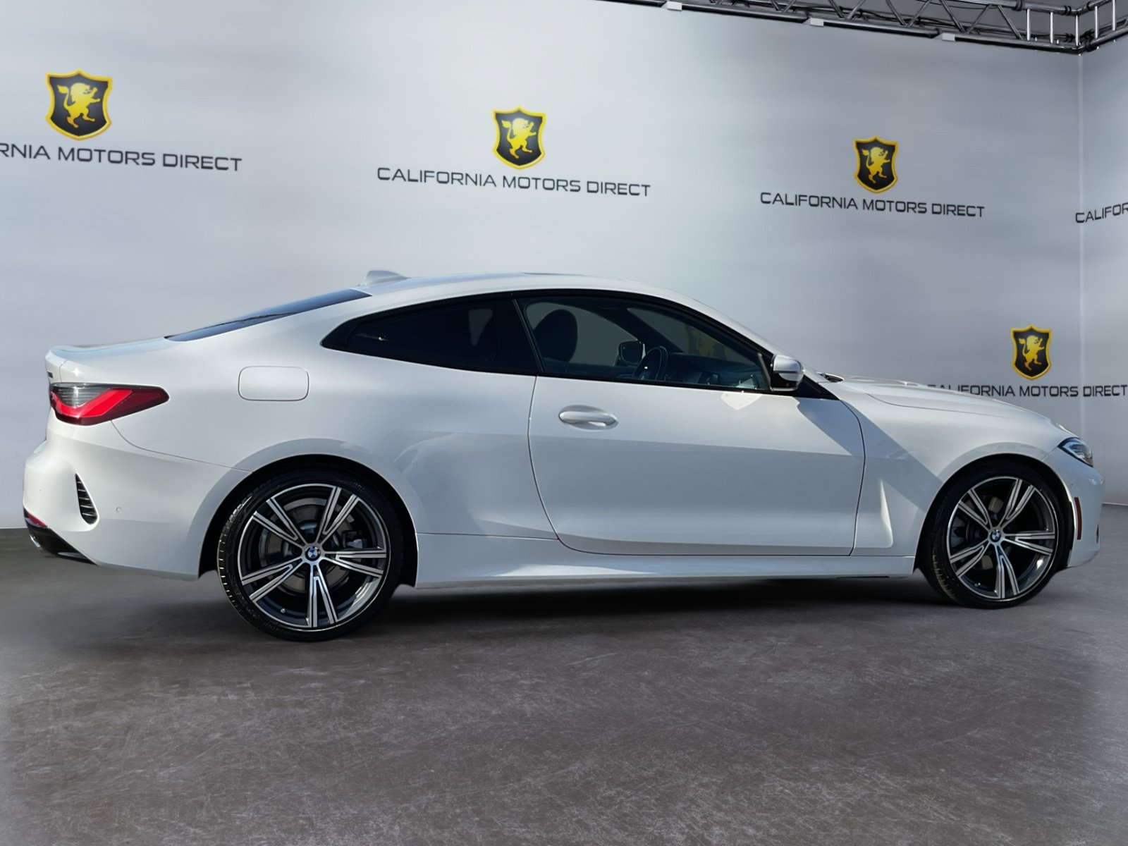 Used 2021 BMW 430i Coupe w/ Premium Package RWD image 4