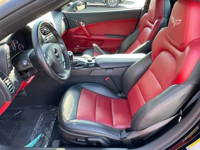 Used 2013 Chevrolet Corvette 427 w/ 1SB Preferred Equipment Group RWD image 21