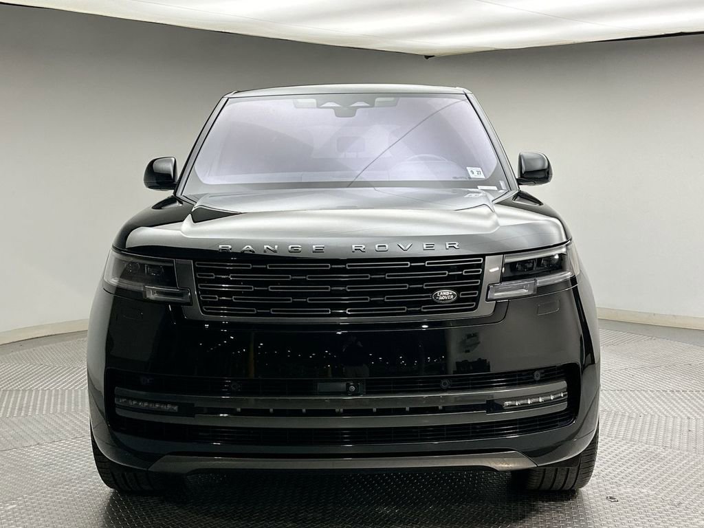 Certified 2023 Land Rover Range Rover SE image 16