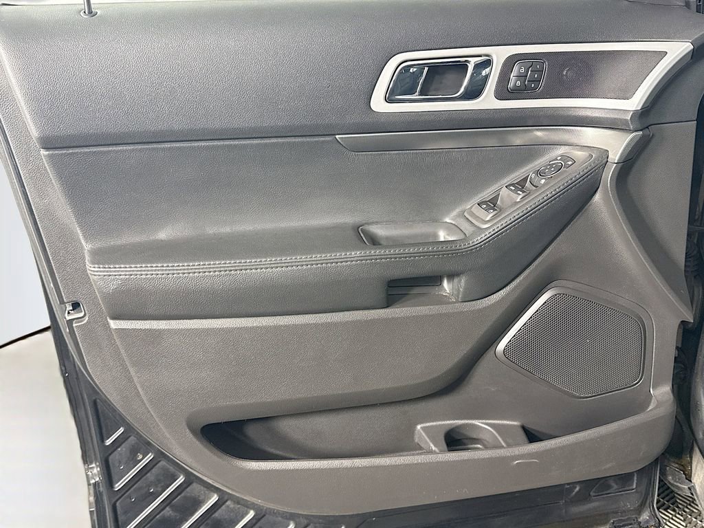 Used 2014 Ford Explorer Sport w/ Equipment Group 401A AWD/4WD image 26