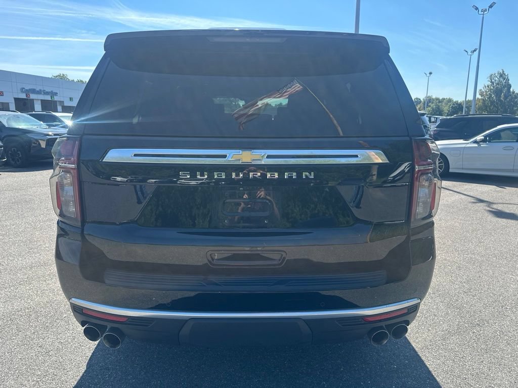 Used 2024 Chevrolet Suburban High Country w/ Advanced Technology Package AWD/4WD image 6