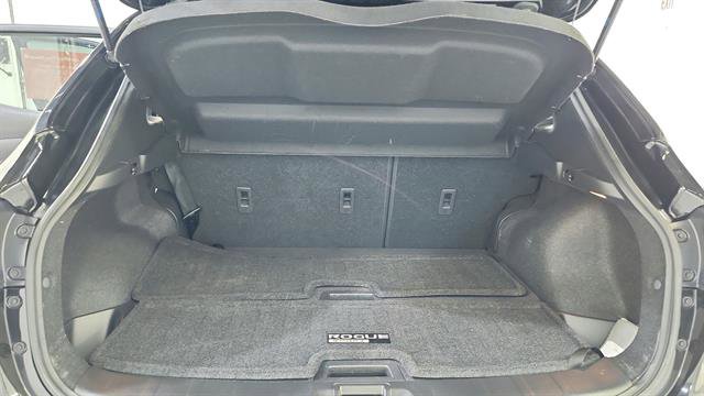 Certified 2022 Nissan Rogue Sport SL FWD image 10