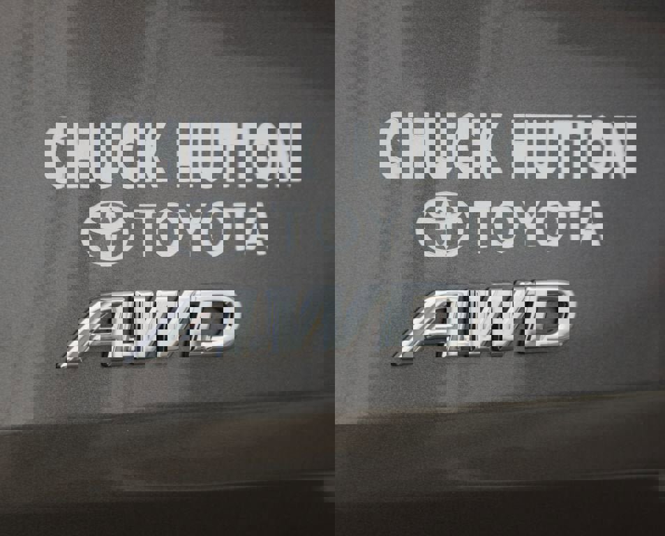 Used 2024 Toyota Sienna LE image 18