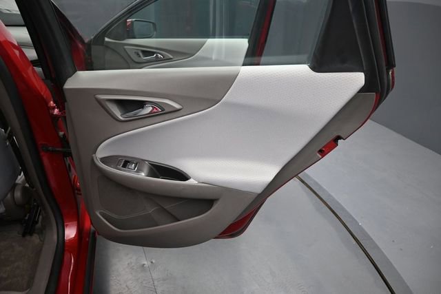 Used 2016 Chevrolet Malibu LT FWD image 16