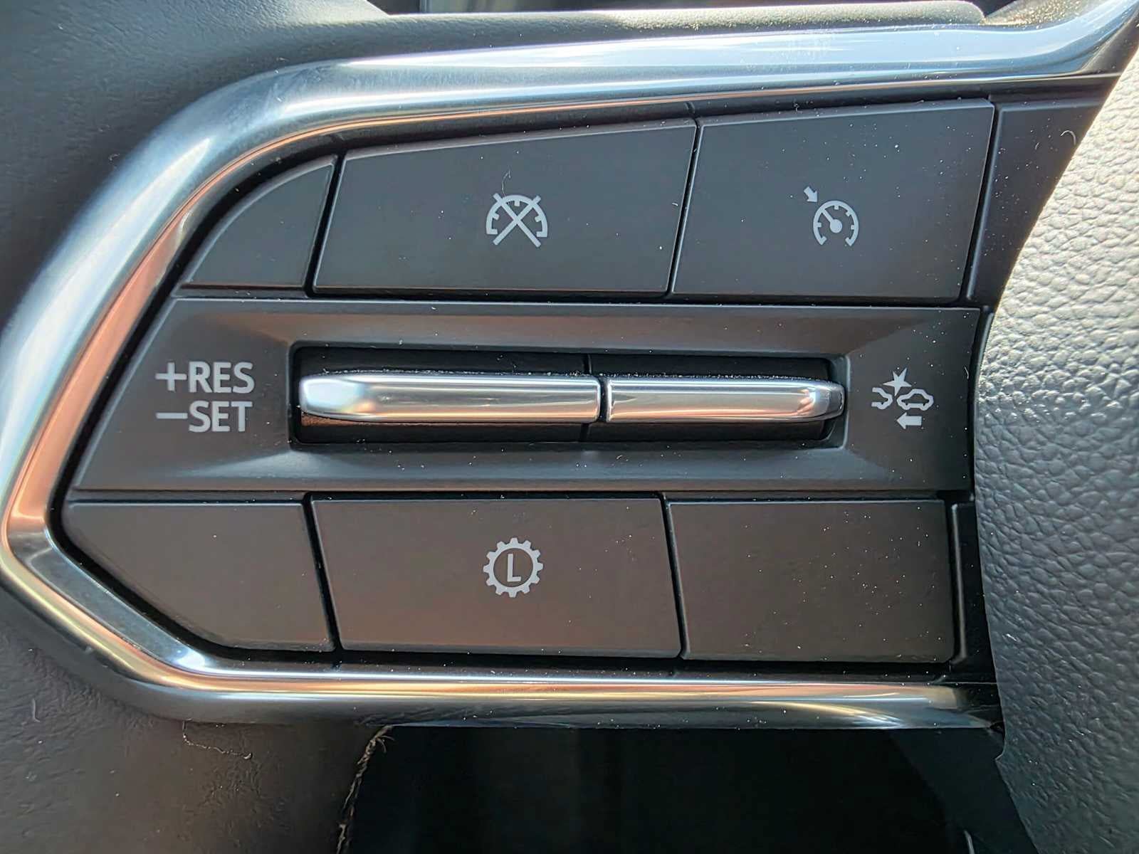 New 2026 Chevrolet Equinox LT w/ Safety and Technology Package AWD/4WD image 31