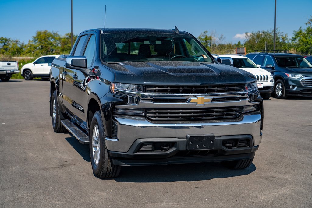 Used 2020 Chevrolet Silverado 1500 LT w/ Convenience Package image 2
