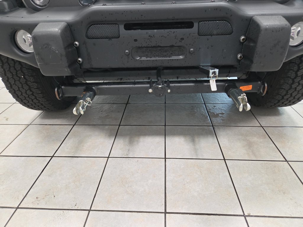 Used 2018 Jeep Wrangler Unlimited Sport AWD/4WD image 24