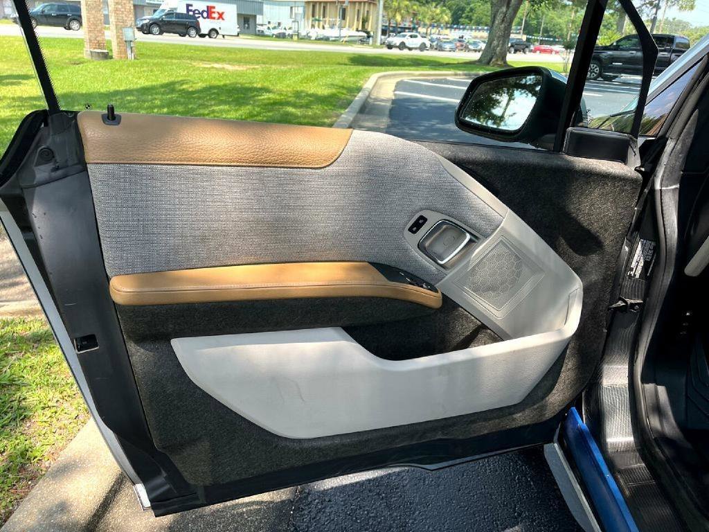 Used 2014 BMW i3 w/ Range Extender RWD image 12