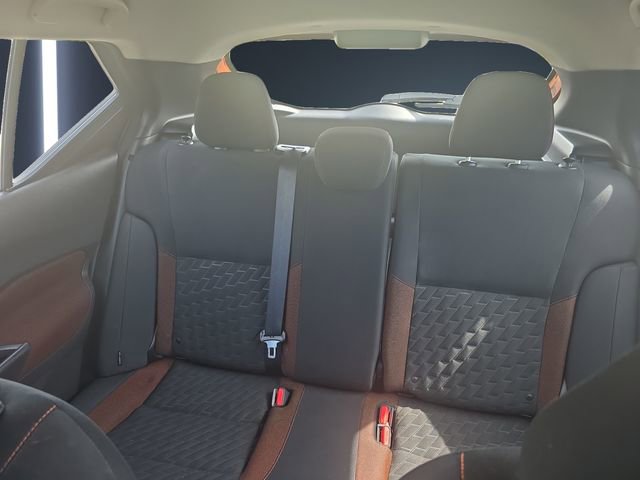 Used 2021 Nissan Kicks SR FWD image 13