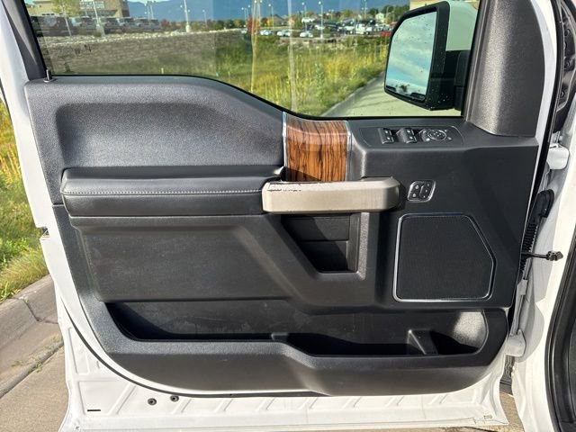 Used 2020 Ford F150 Lariat image 17