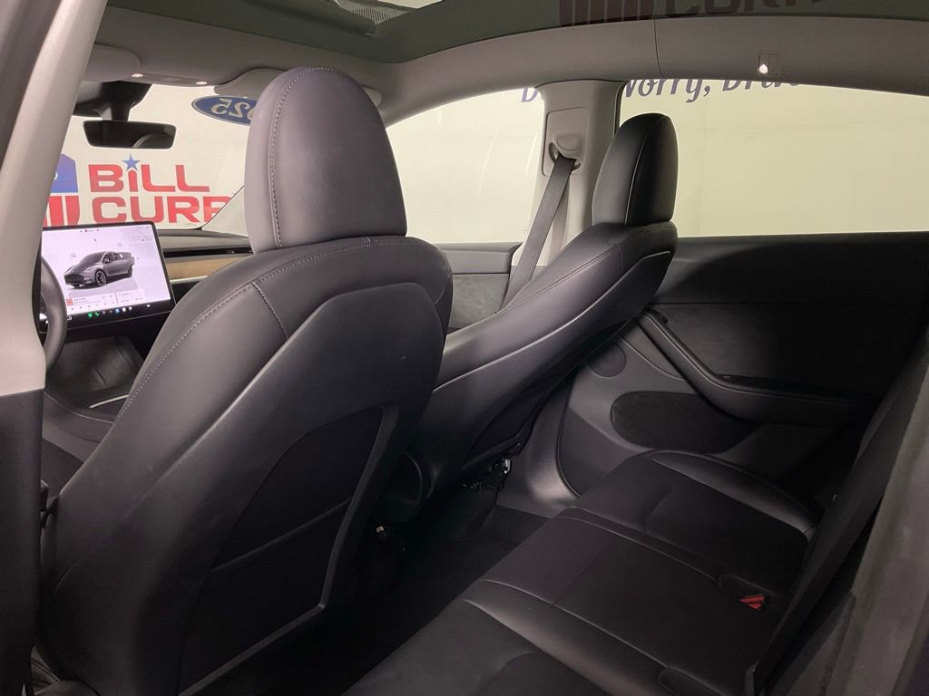 Used 2025 Tesla Model Y Performance AWD/4WD image 15