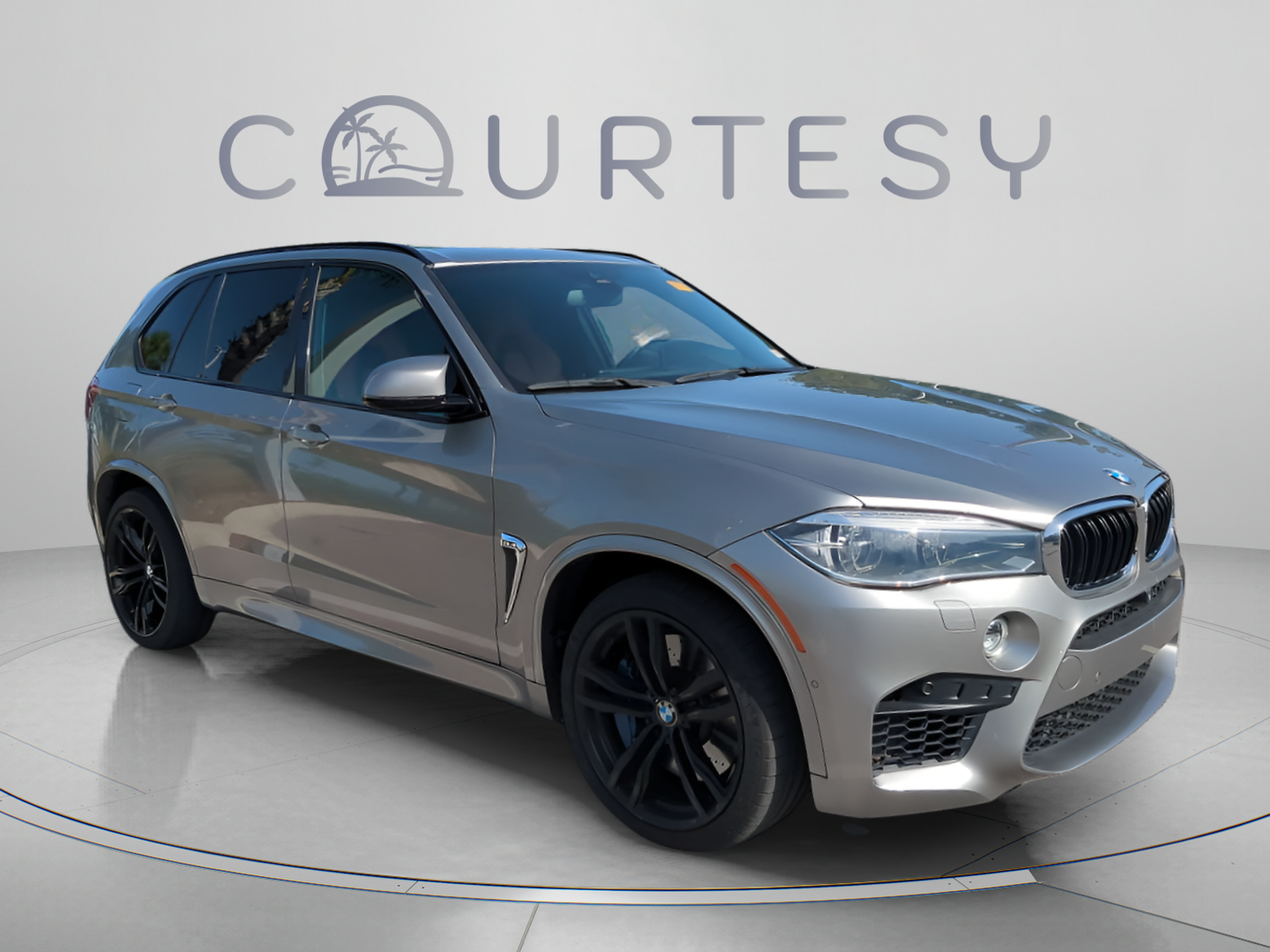Used 2018 BMW X5 M AWD/4WD image 8