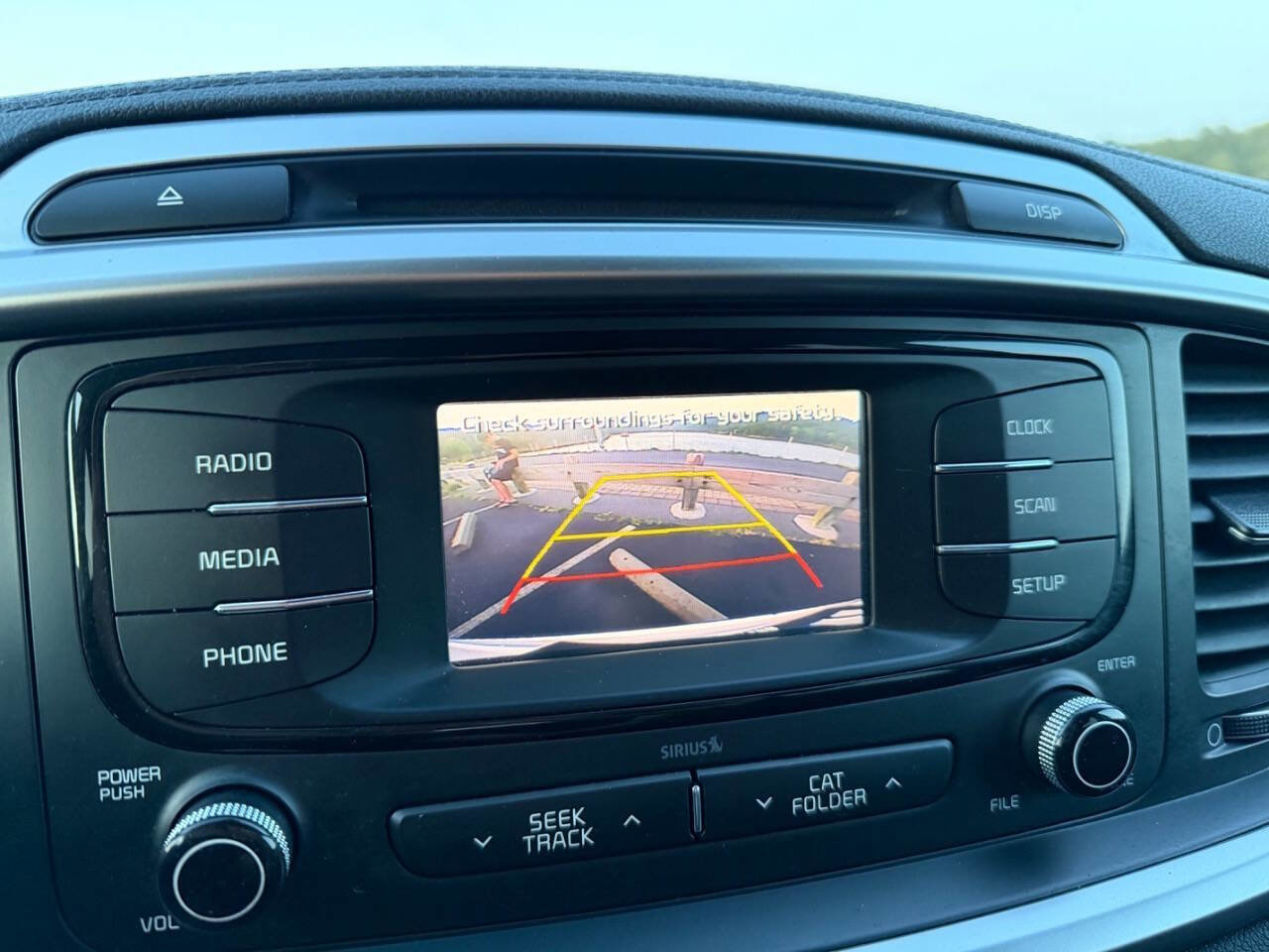 Used 2018 Kia Sorento FWD V6 image 31