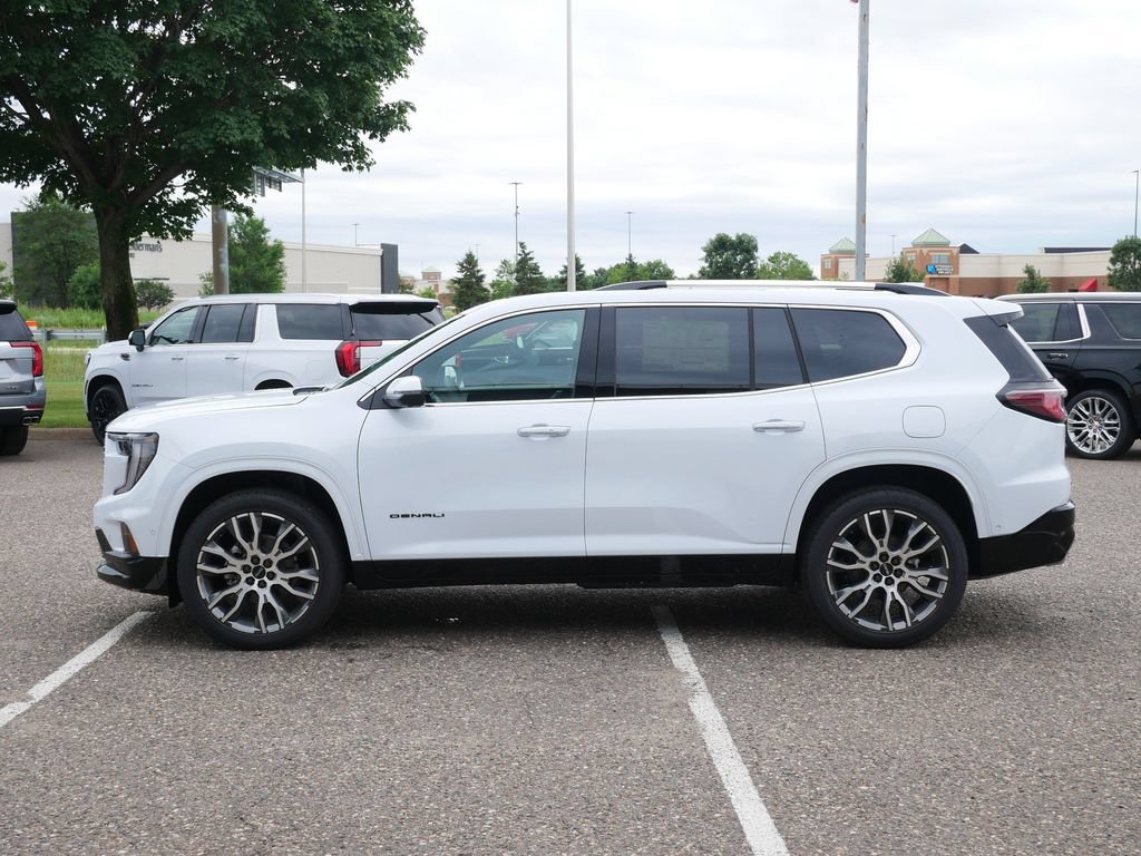 New 2026 GMC Acadia Denali Ultimate w/ LPO, Floor Liner Package AWD/4WD image 4