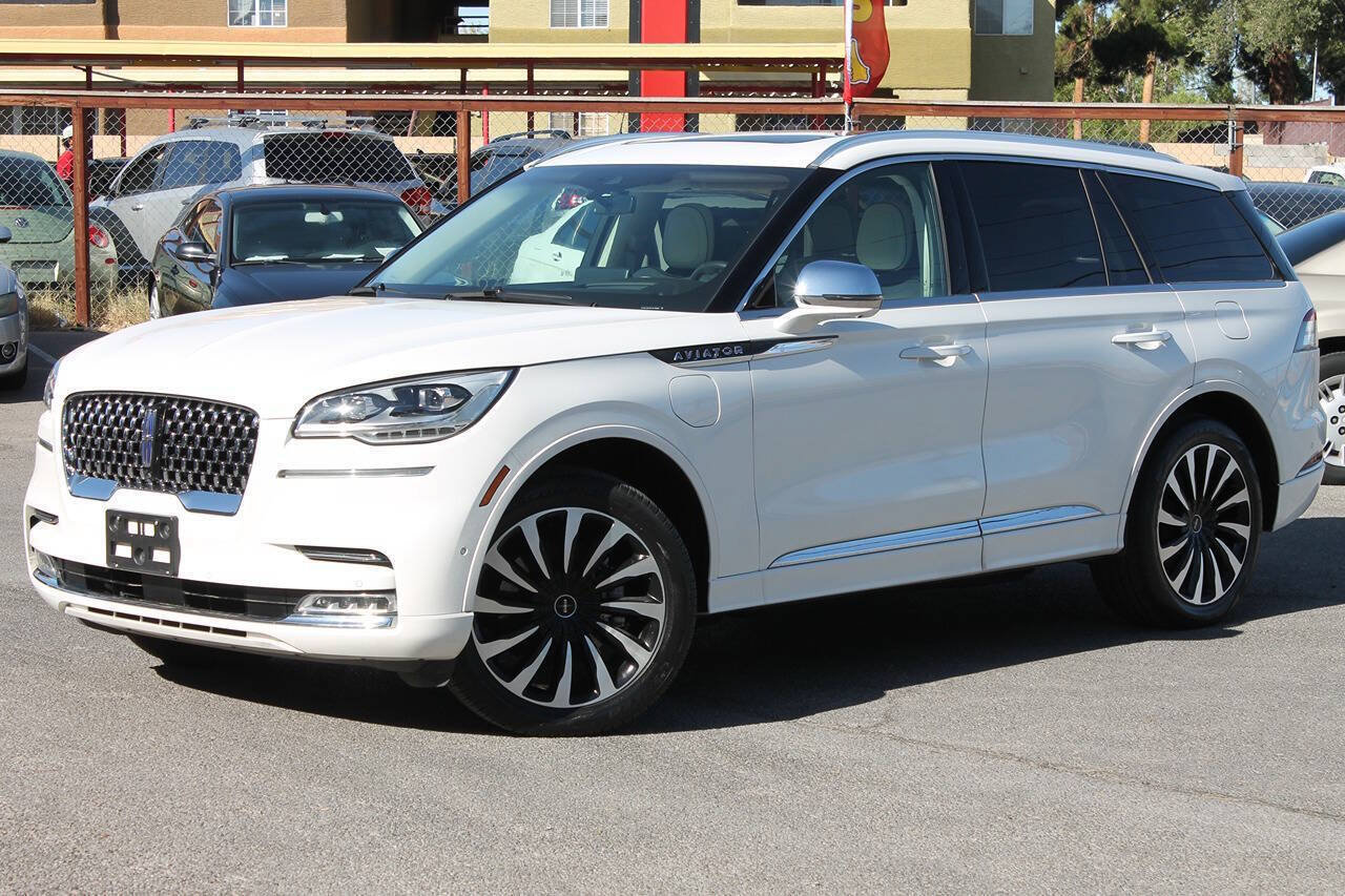 Used 2020 Lincoln Aviator Black Label Grand Touring w/ Class IV Trailer Tow Package AWD/4WD image 5