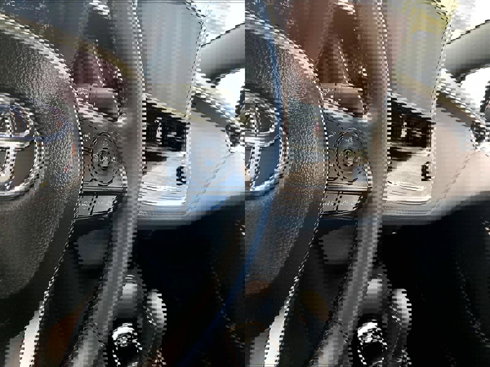 Certified 2025 Toyota Corolla SE FWD image 23