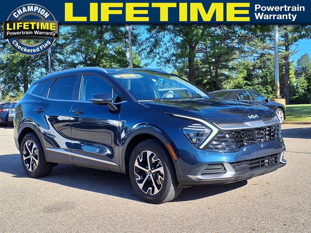 Used 2025 Kia Sportage EX AWD/4WD image 3