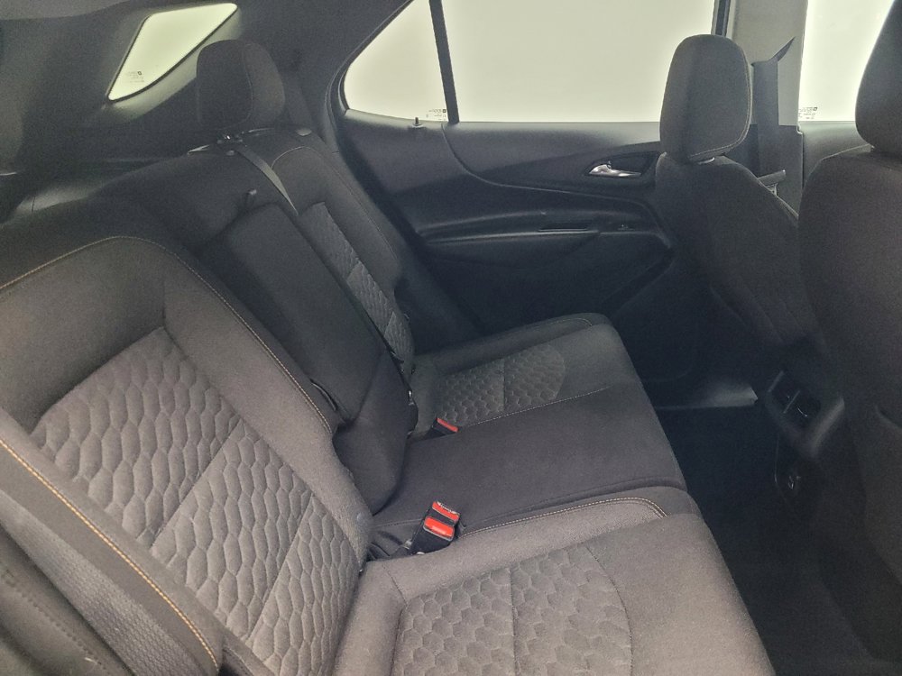 Used 2021 Chevrolet Equinox LT w/ LPO, Cargo Package AWD/4WD image 19