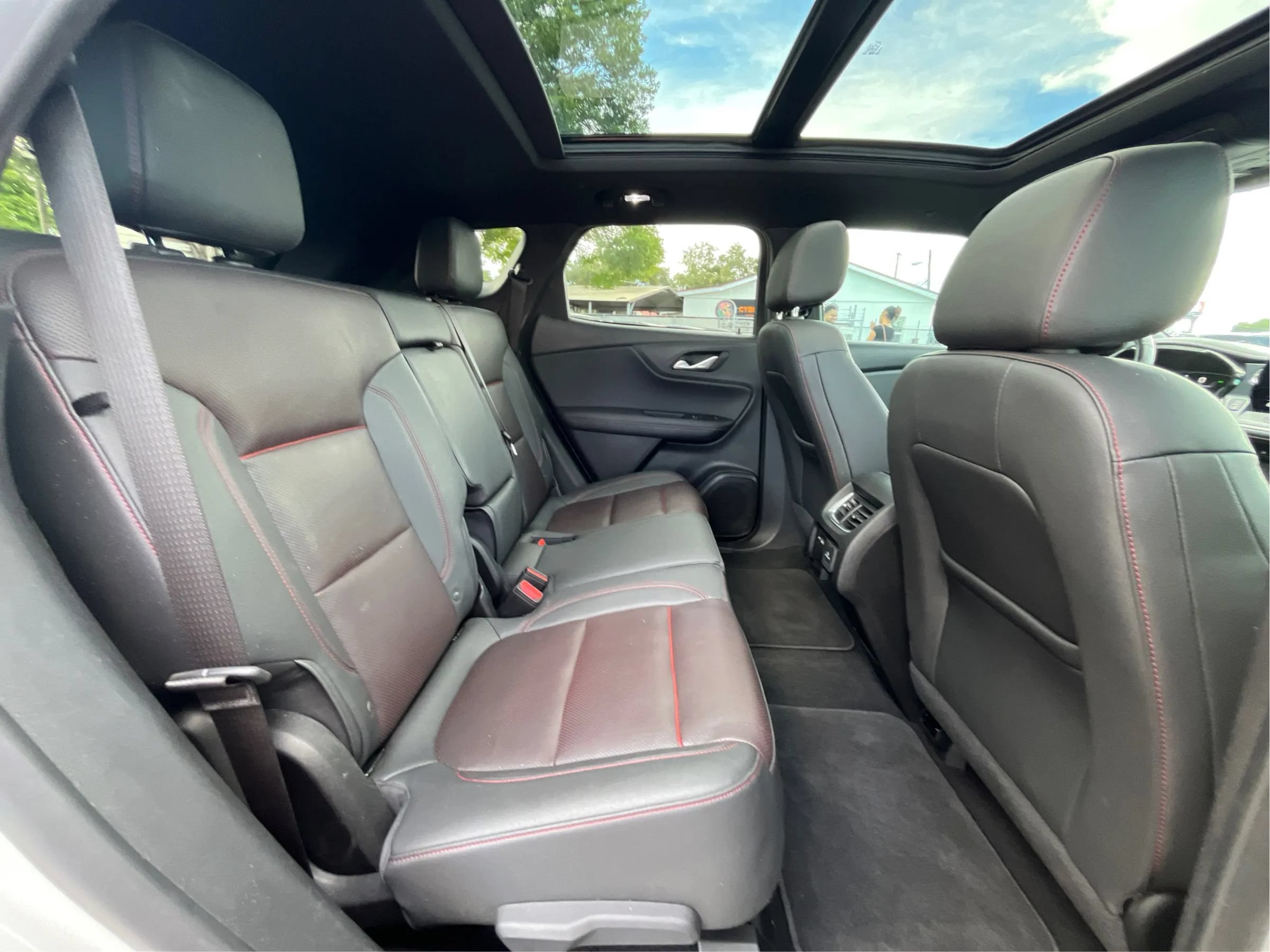 Used 2023 Chevrolet Blazer RS w/ Enhanced Convenience Package FWD image 25