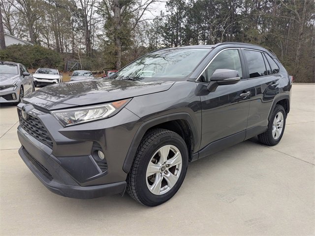 Used 2019 Toyota RAV4 XLE image 7