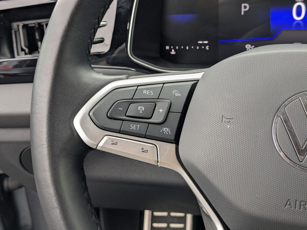 Used 2025 Volkswagen Jetta Sport image 18