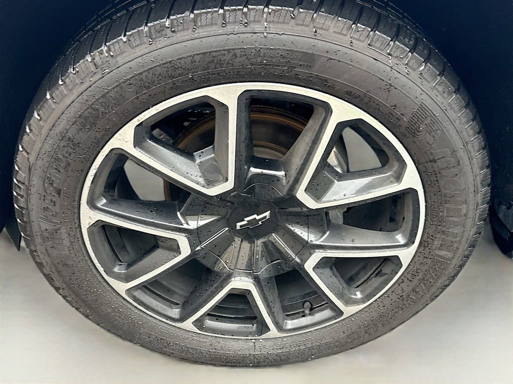 Used 2021 Chevrolet Tahoe RST w/ Luxury Package image 32