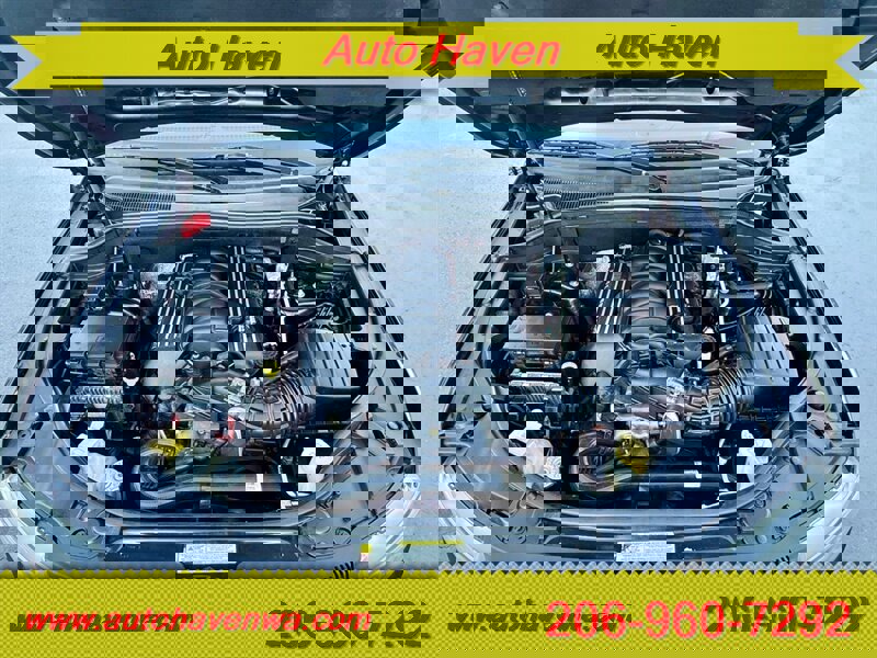 Used 2012 Jeep Grand Cherokee SRT8 w/ Luxury Group II image 12