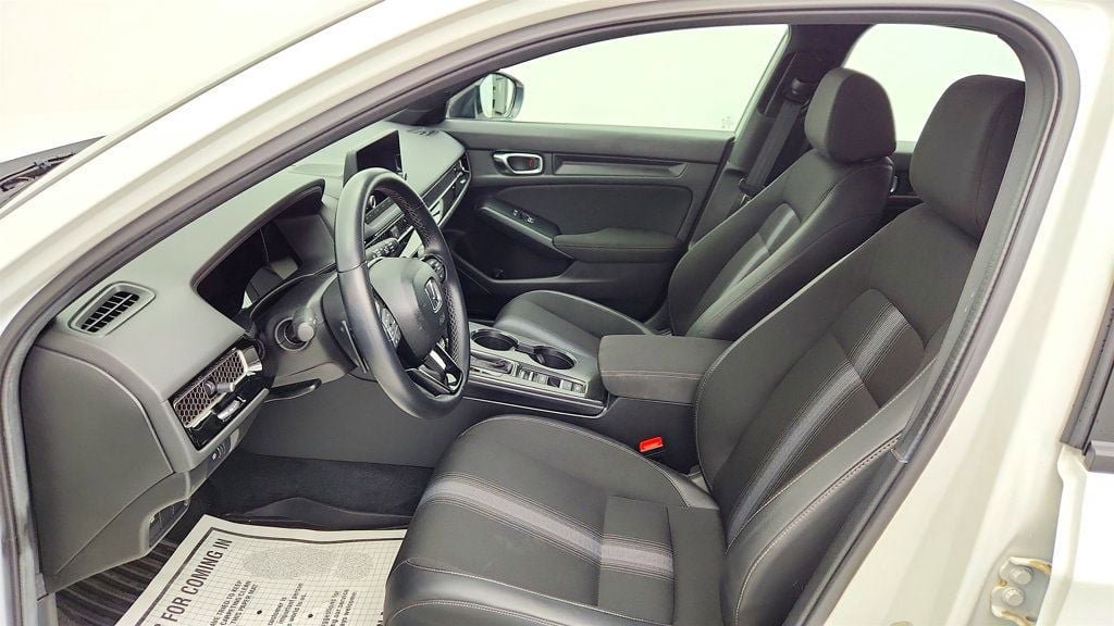 Used 2025 Honda Civic Sport image 19