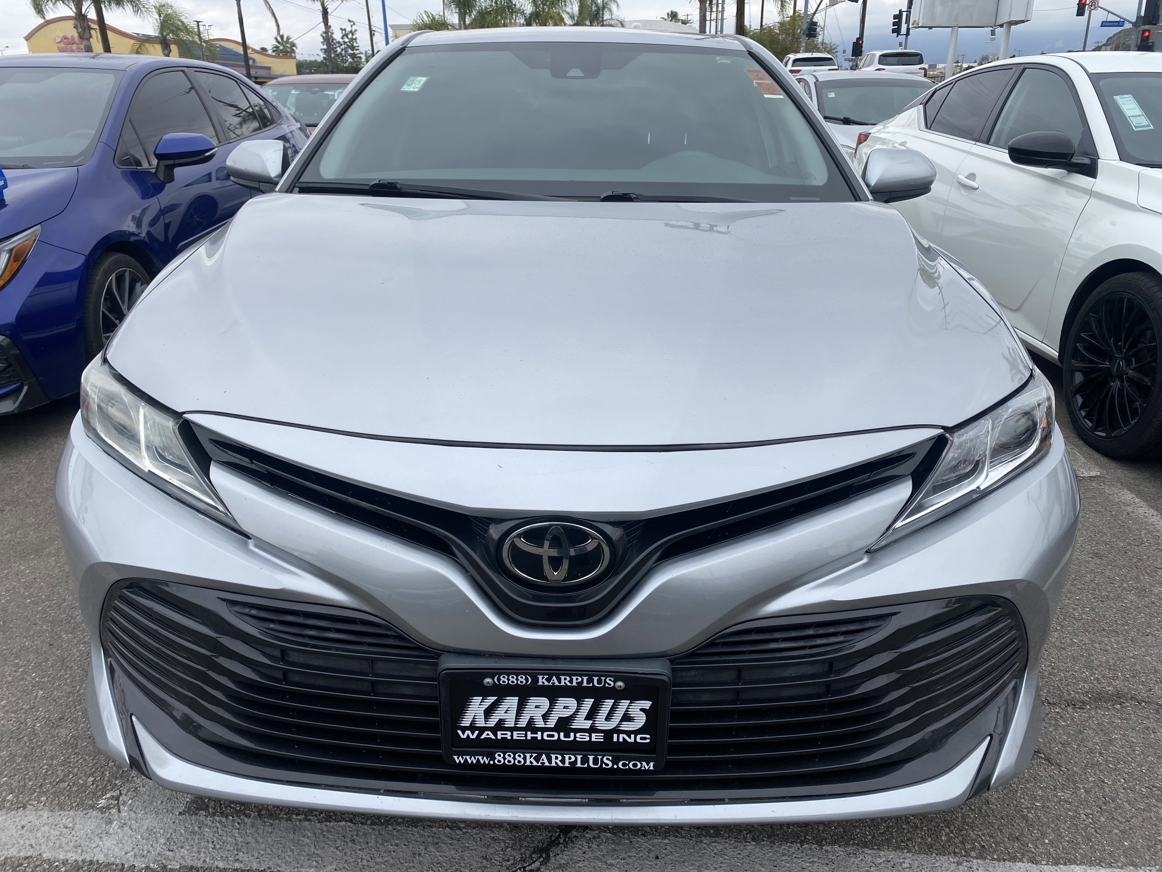 Used 2019 Toyota Camry LE w/ Carpet Mat Package FWD image 3