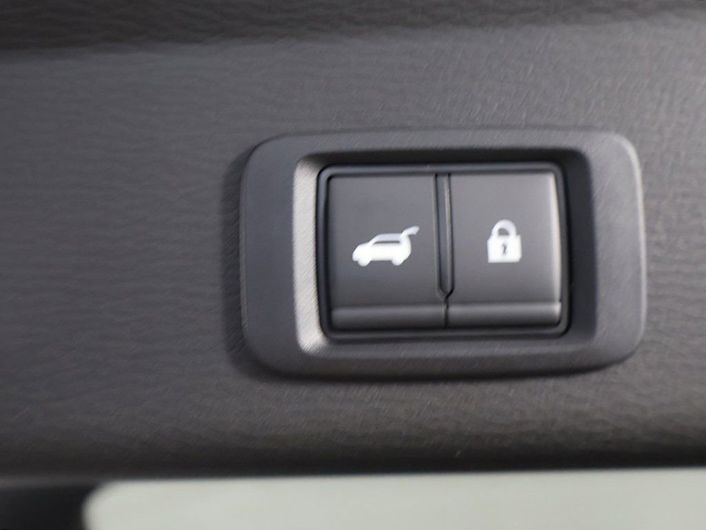 New 2026 Mitsubishi Outlander SE image 25