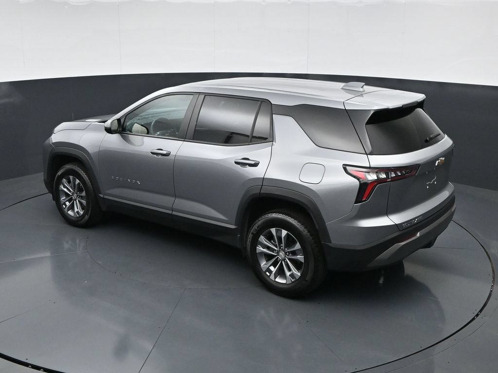 Used 2025 Chevrolet Equinox LT AWD/4WD image 44