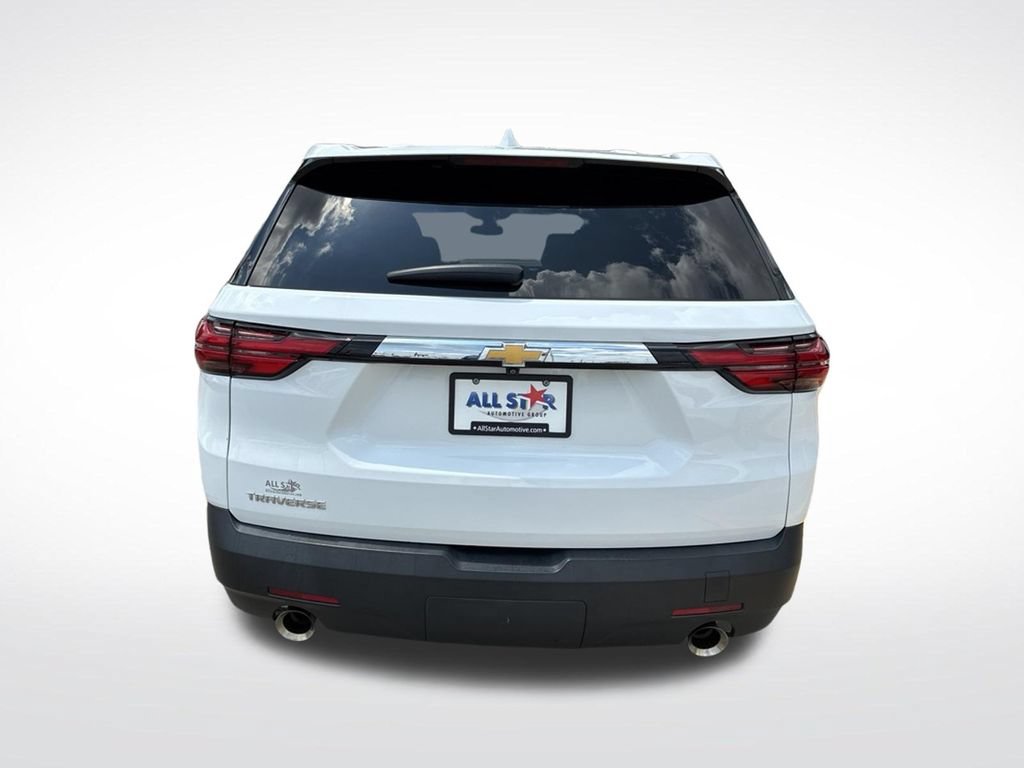 Used 2022 Chevrolet Traverse LS FWD image 9