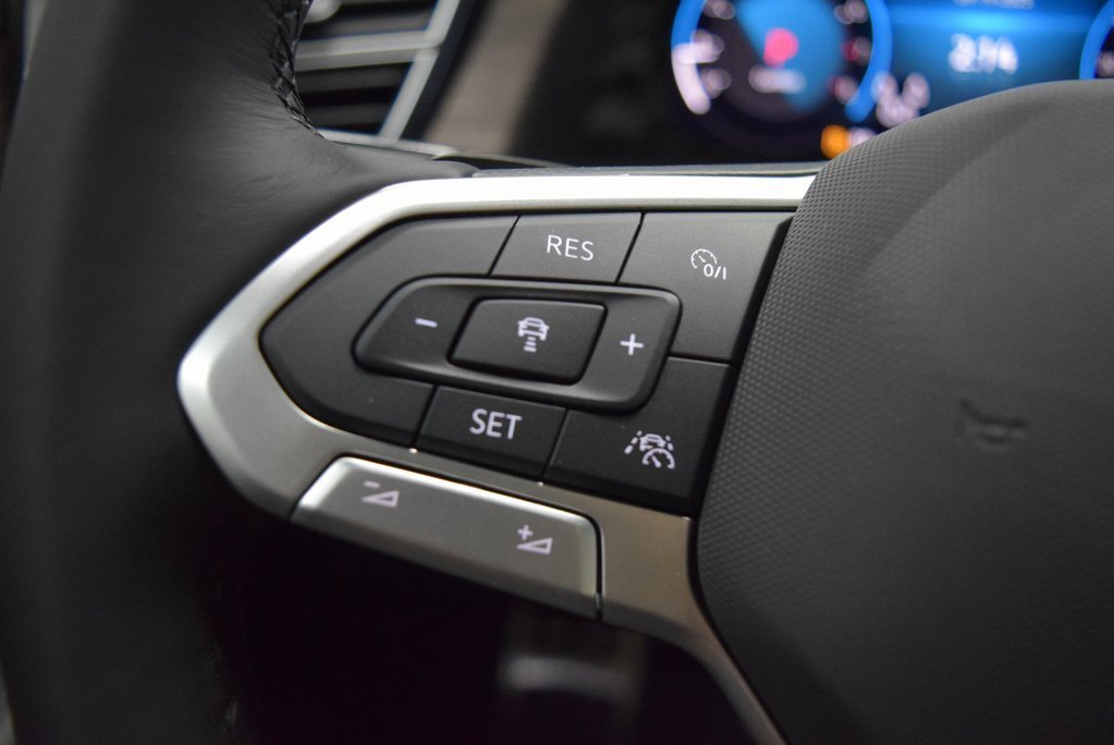 New 2026 Volkswagen Atlas SEL Premium R-Line image 14
