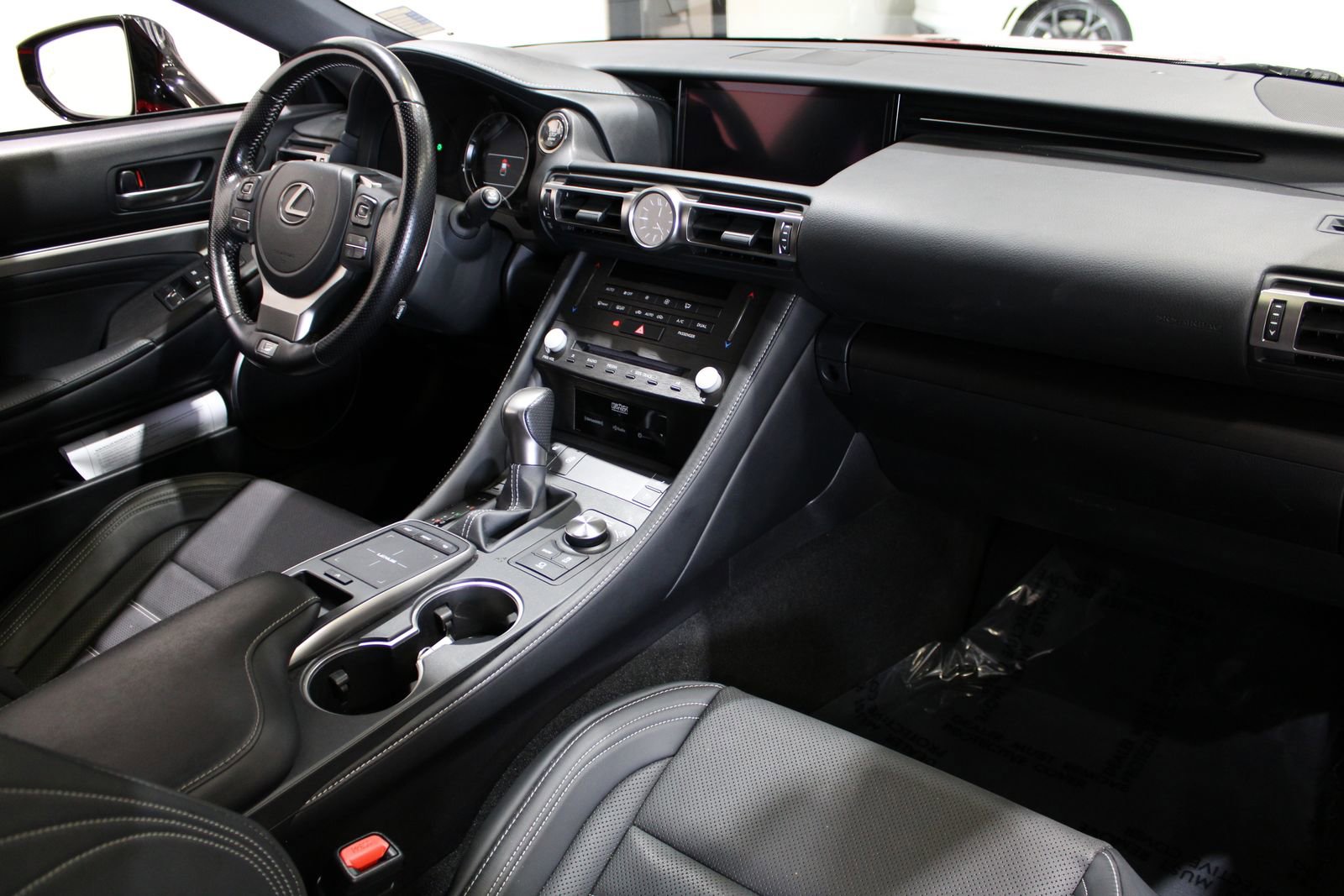 Used 2022 Lexus RC 350 F Sport image 36