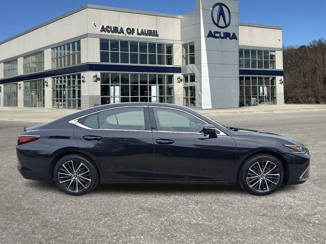 Used 2024 Lexus ES 350 w/ Premium Package FWD image 7