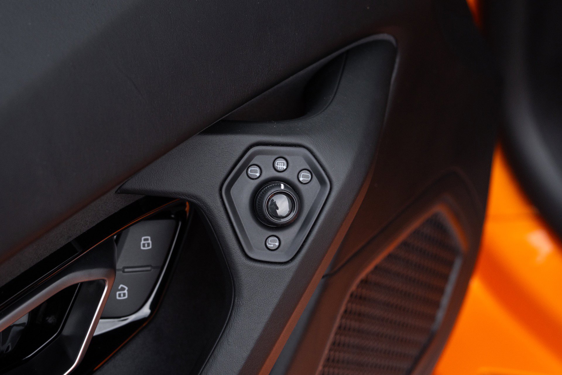 Used 2016 Lamborghini Huracan LP 610-4 AWD/4WD image 36