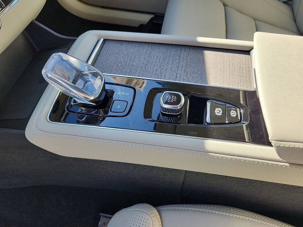 New 2026 Volvo XC90 B6 Ultra image 15