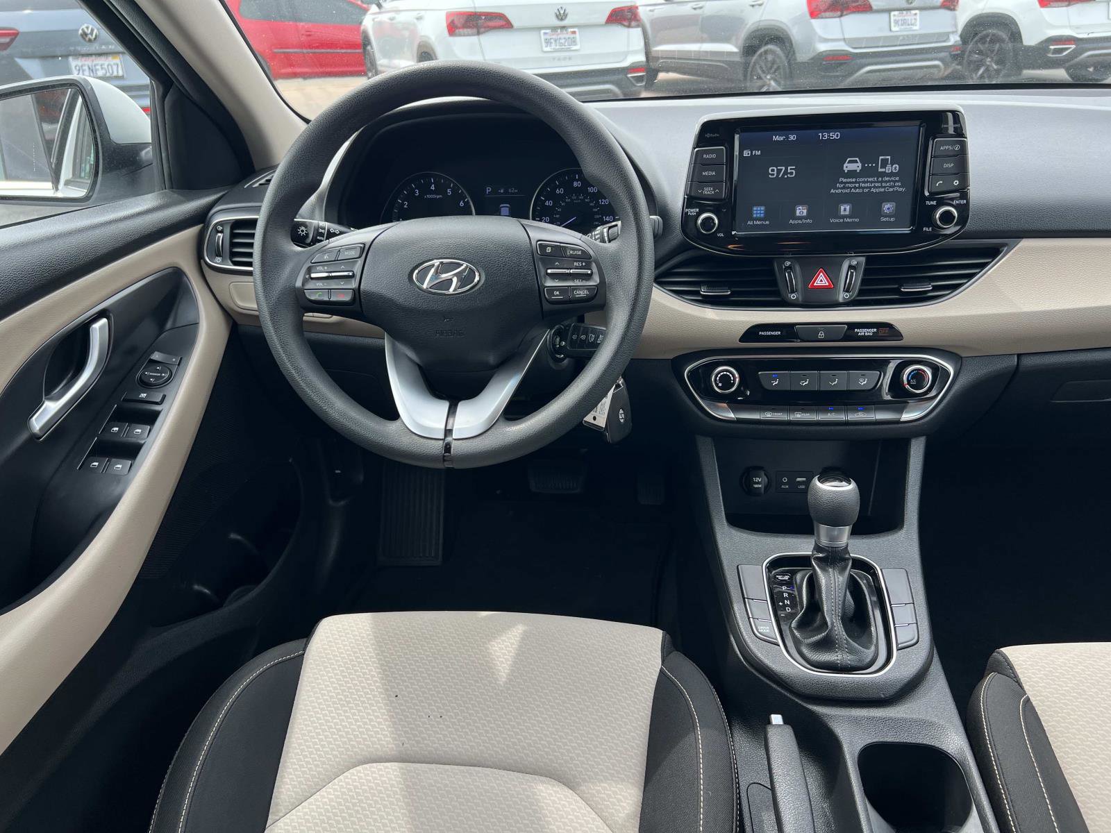 Used 2018 Hyundai Elantra GT image 7