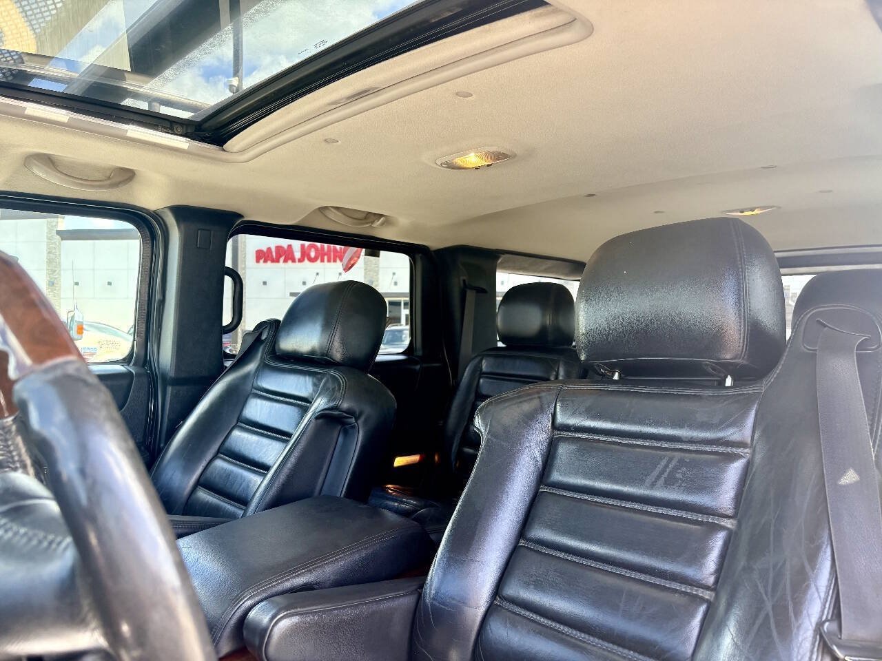 Used 2005 HUMMER H2 w/ Preferred Equipment Group AWD/4WD image 12