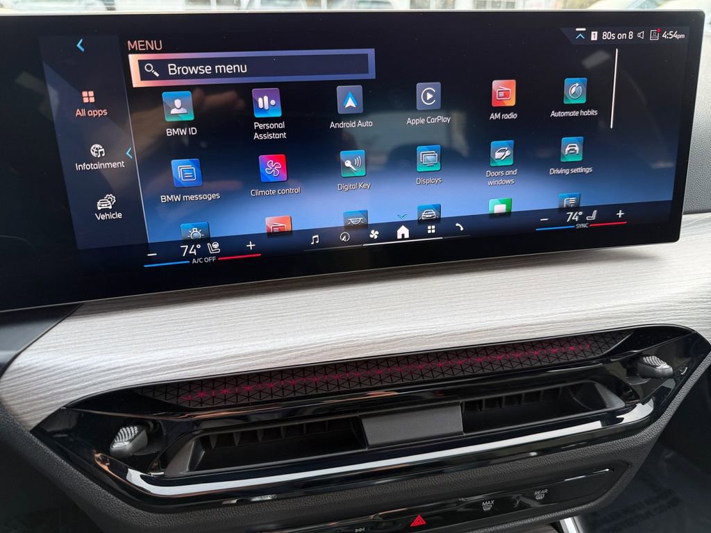 Certified 2025 BMW 330i xDrive Sedan image 25