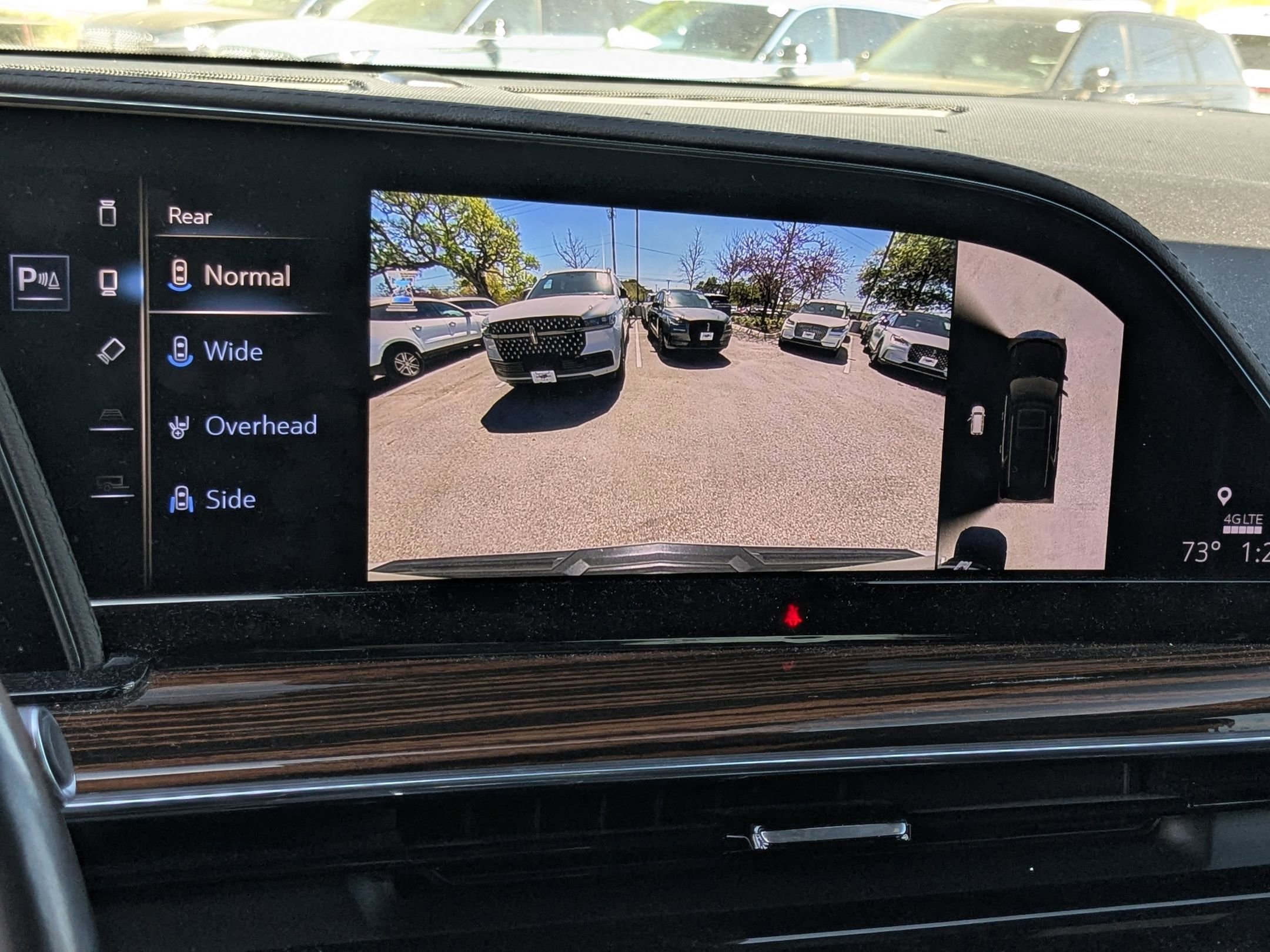 Used 2023 Cadillac Escalade Premium Luxury image 16