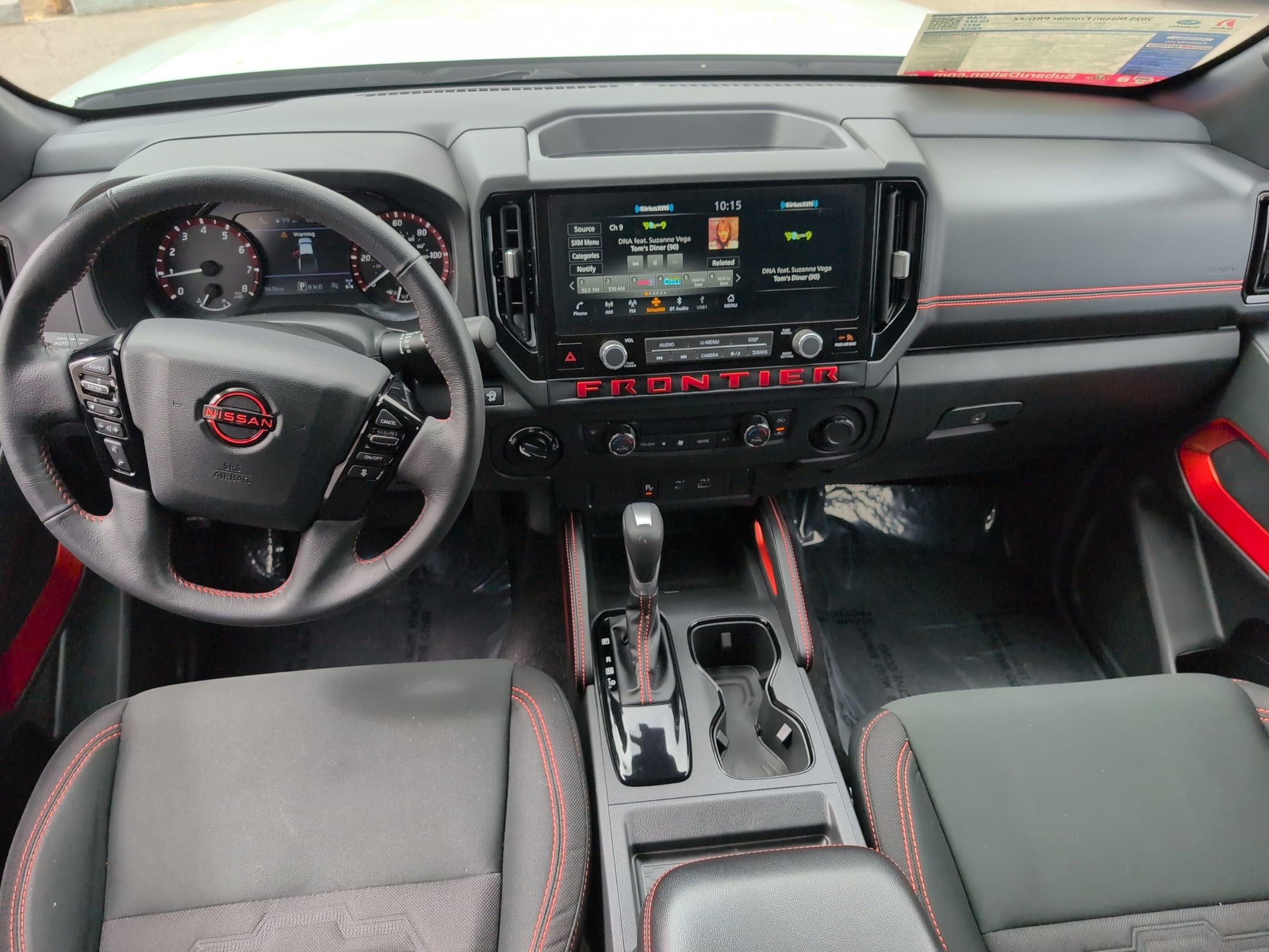 Used 2025 Nissan Frontier PRO-4X AWD/4WD image 12