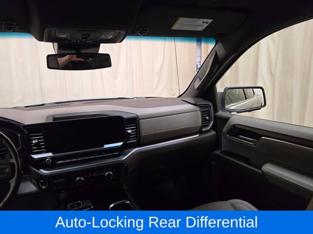 Used 2022 GMC Sierra 1500 SLT w/ SLT Premium Plus Package image 31