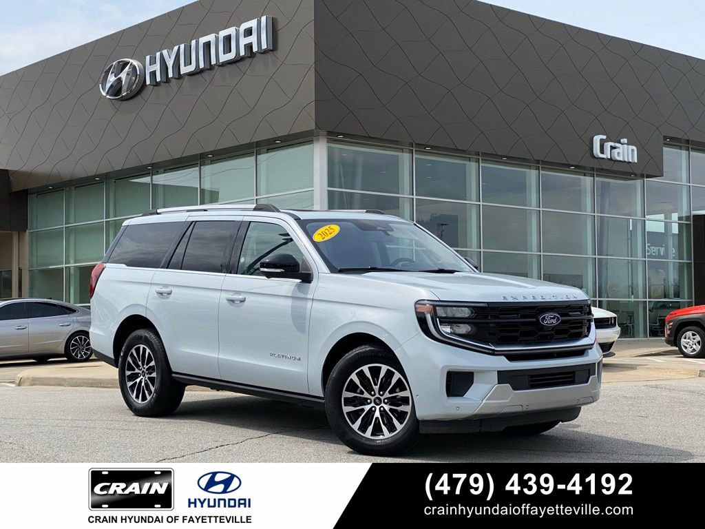 Used 2025 Ford Expedition Platinum AWD/4WD image 1