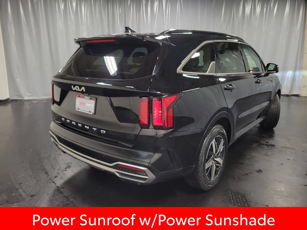 Used 2022 Kia Sorento S w/ Panoramic Sunroof Package FWD image 8