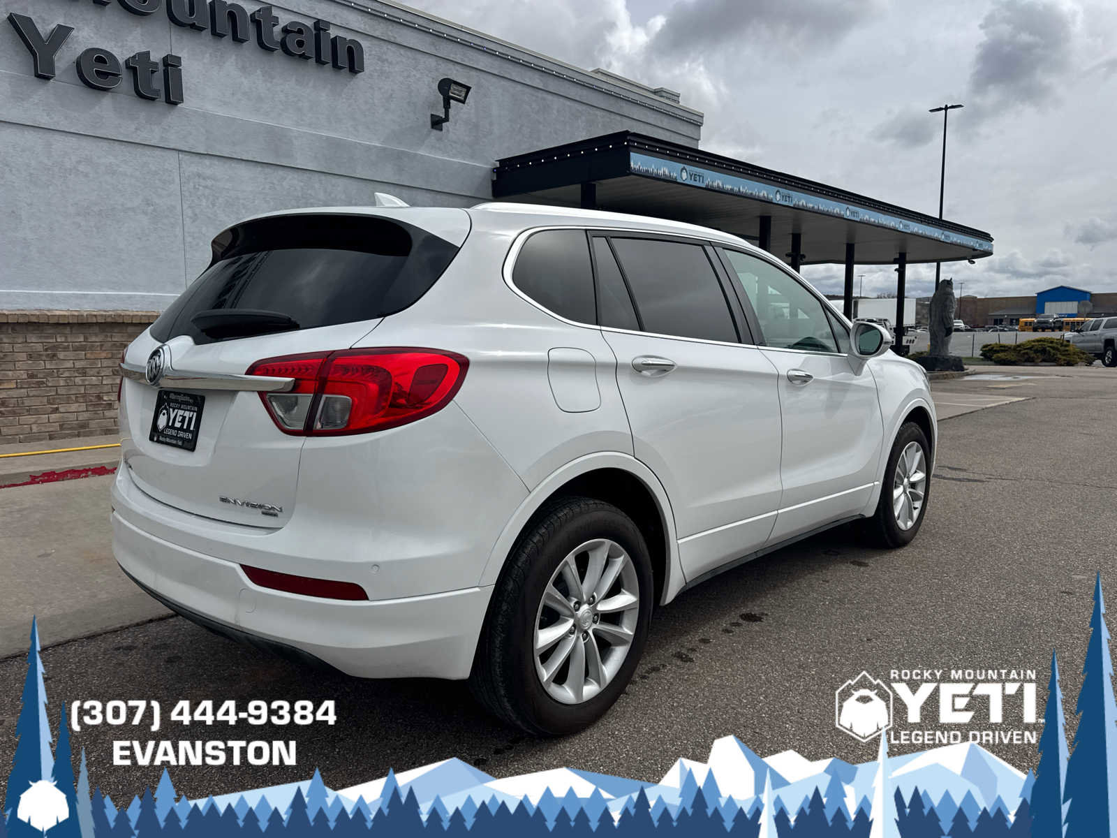 Used 2018 Buick Envision Essence AWD/4WD image 3