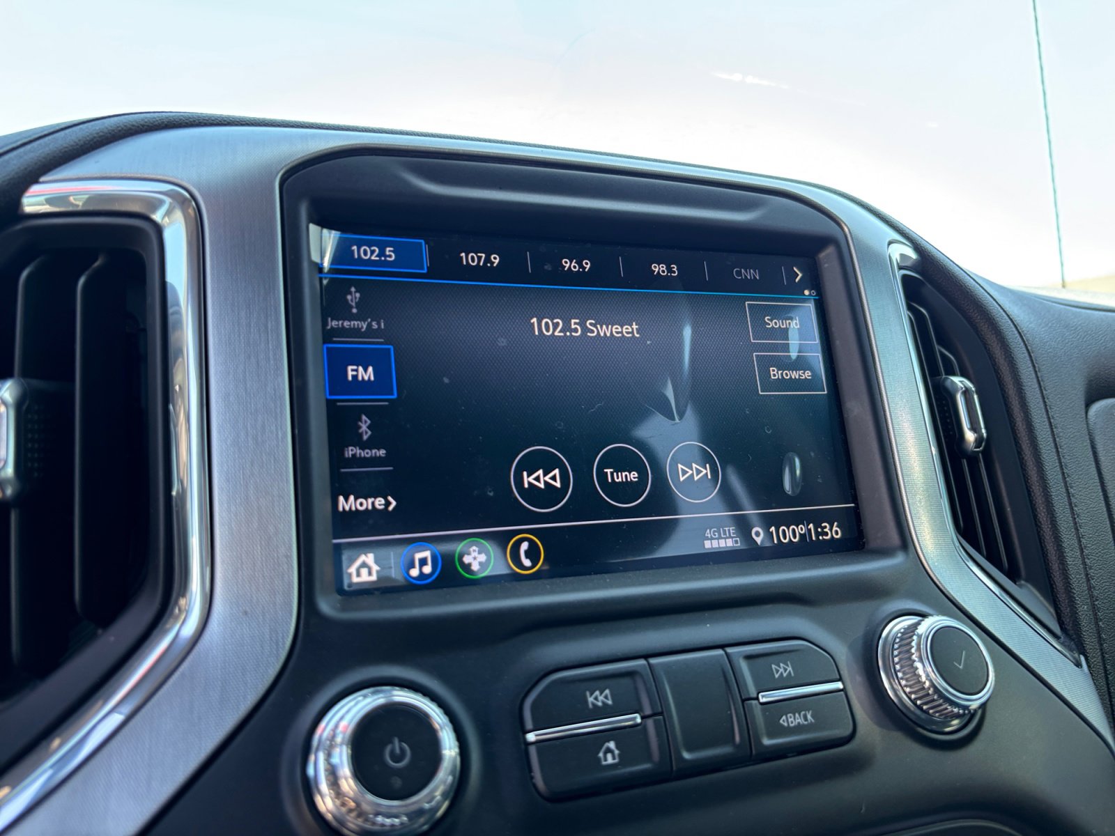 Used 2021 GMC Sierra 1500 Elevation w/ X31 Off-Road Package image 11