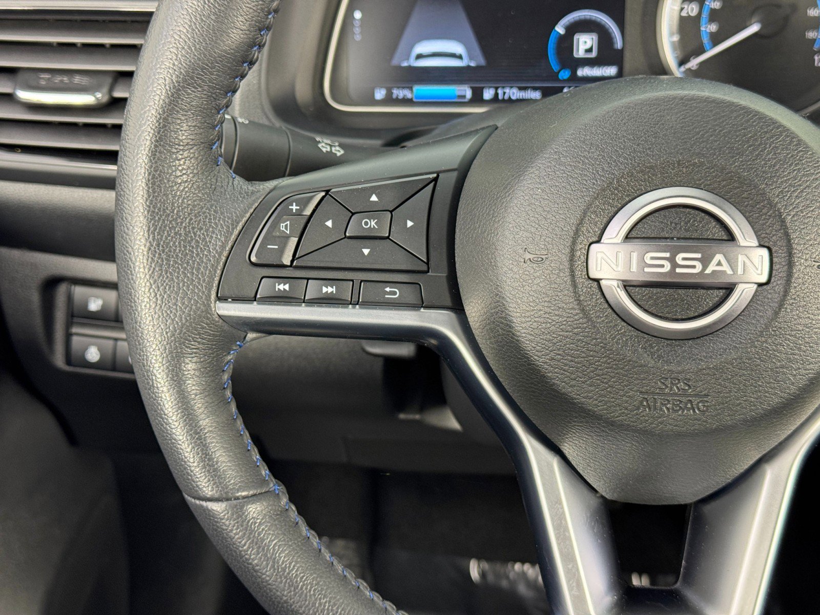 Used 2025 Nissan Leaf SV Plus image 20