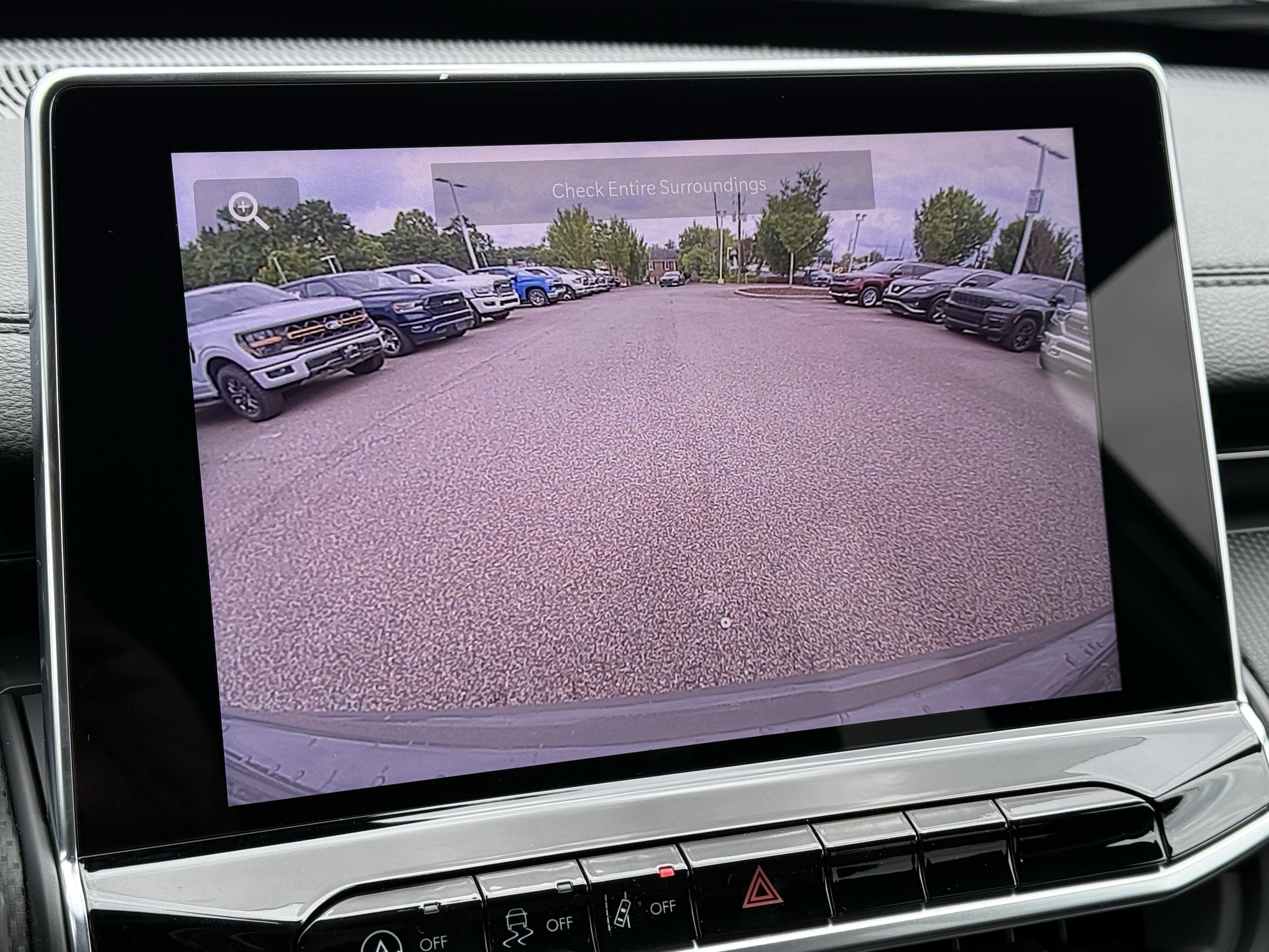 New 2026 Jeep Compass Latitude AWD/4WD image 24